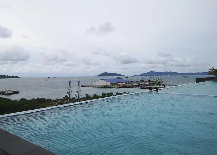 High Floor City View With Jesselton Quay Near Suria Sabah & Jesselton Point