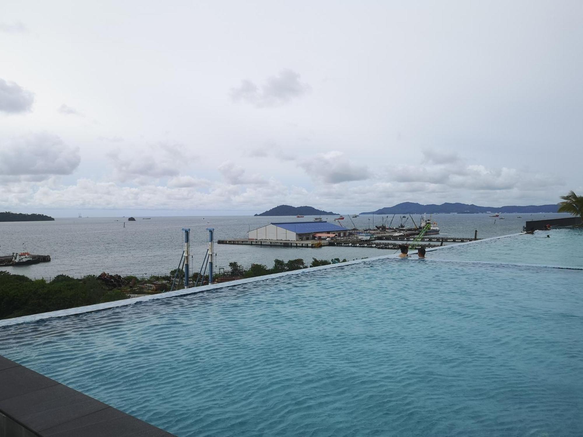 High Floor View With Jesselton Quay Near Suria Sabah & Jesselton Point