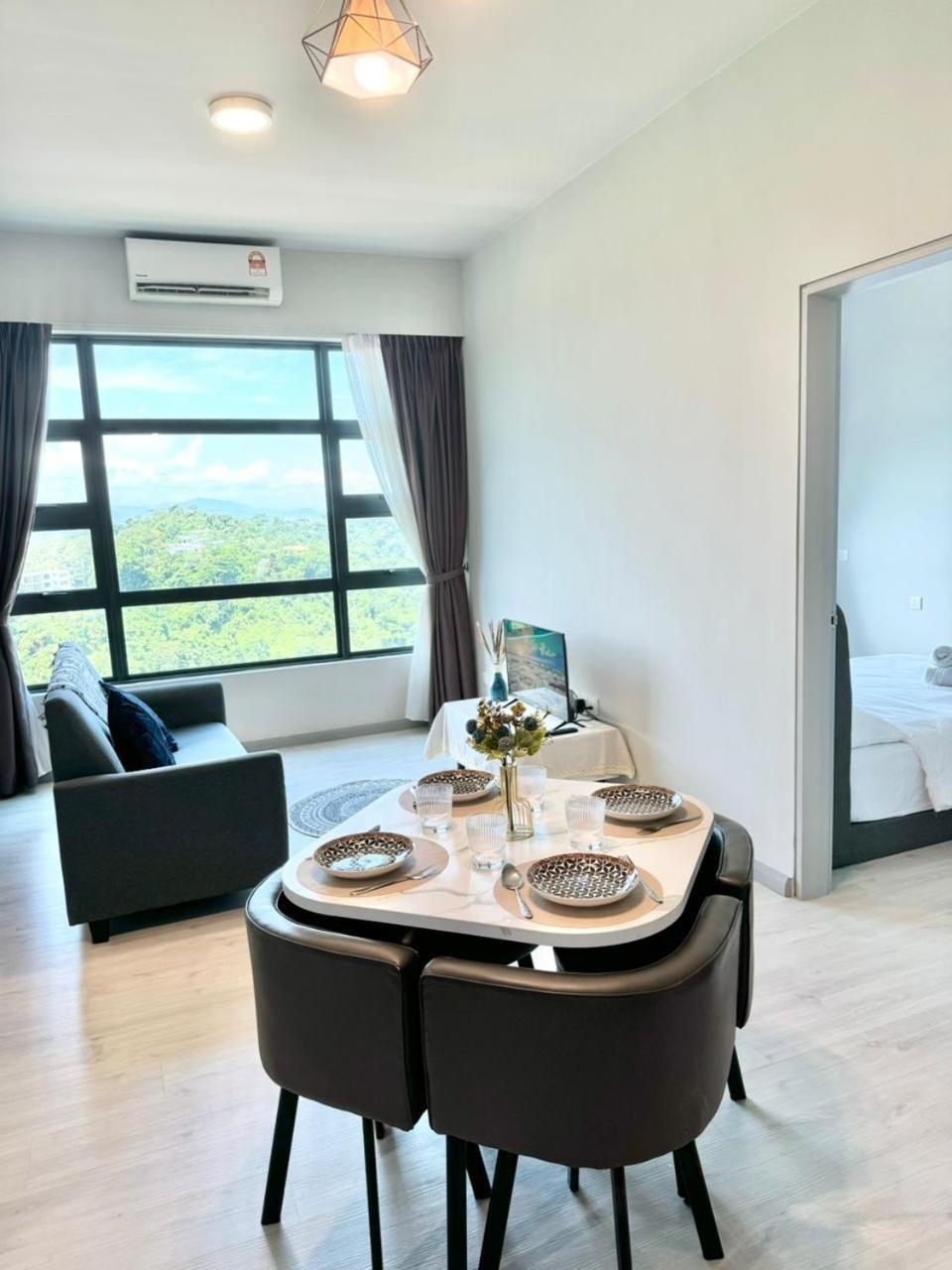 High Floor View With Jesselton Quay Near Suria Sabah & Jesselton Point